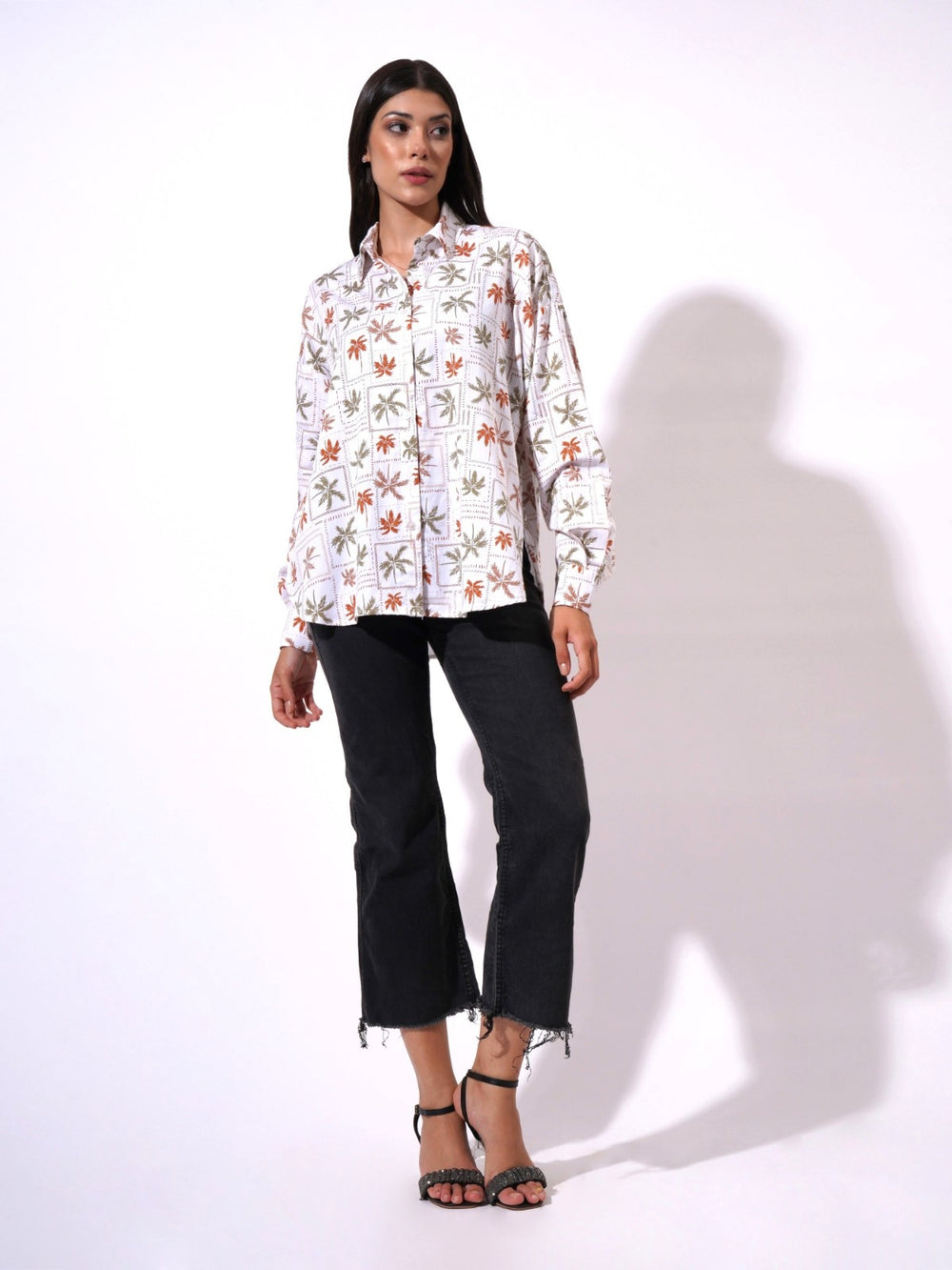 Palmora  over sized Shirt