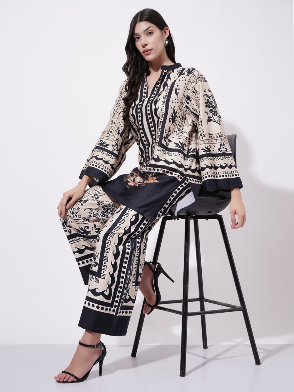 Inked Nomad Cord-Set