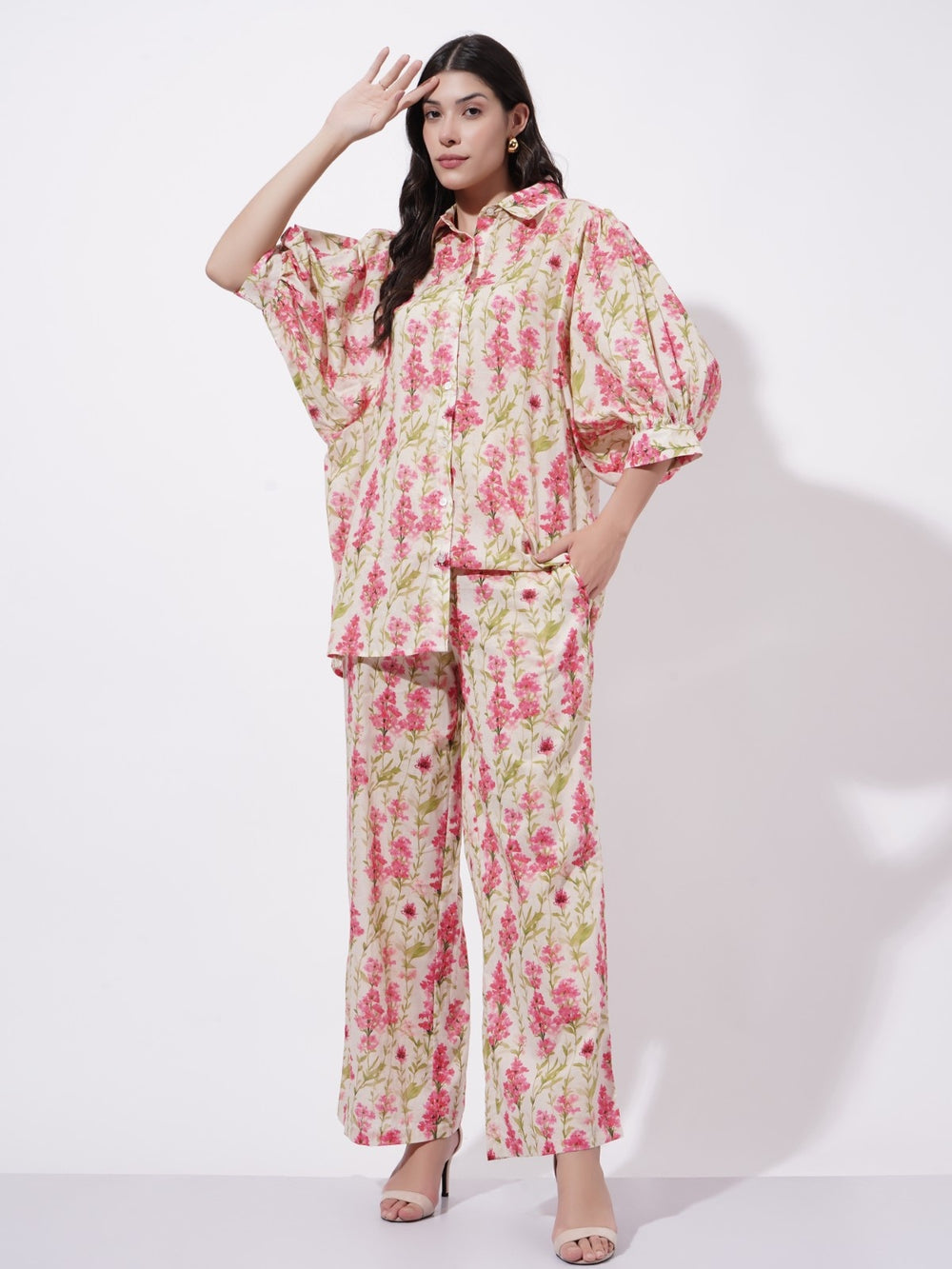 Pink Reverie flowing sleeve Cord-Set